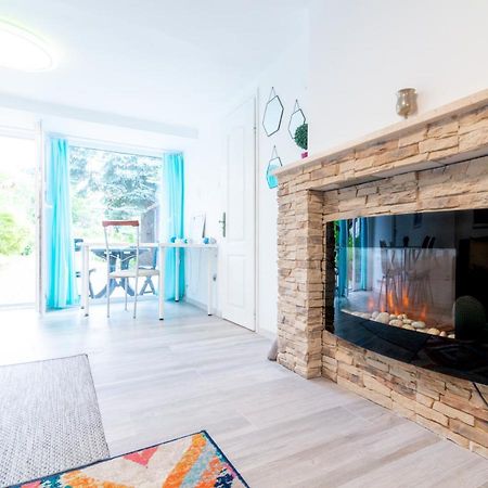 Cosy And Colorful Apartment Szentendre Esterno foto