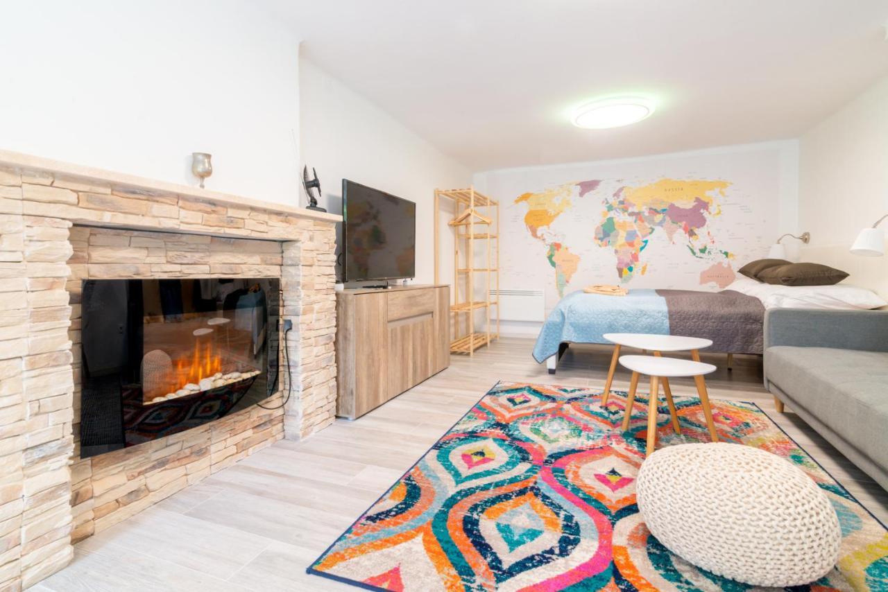 Cosy And Colorful Apartment Szentendre Esterno foto