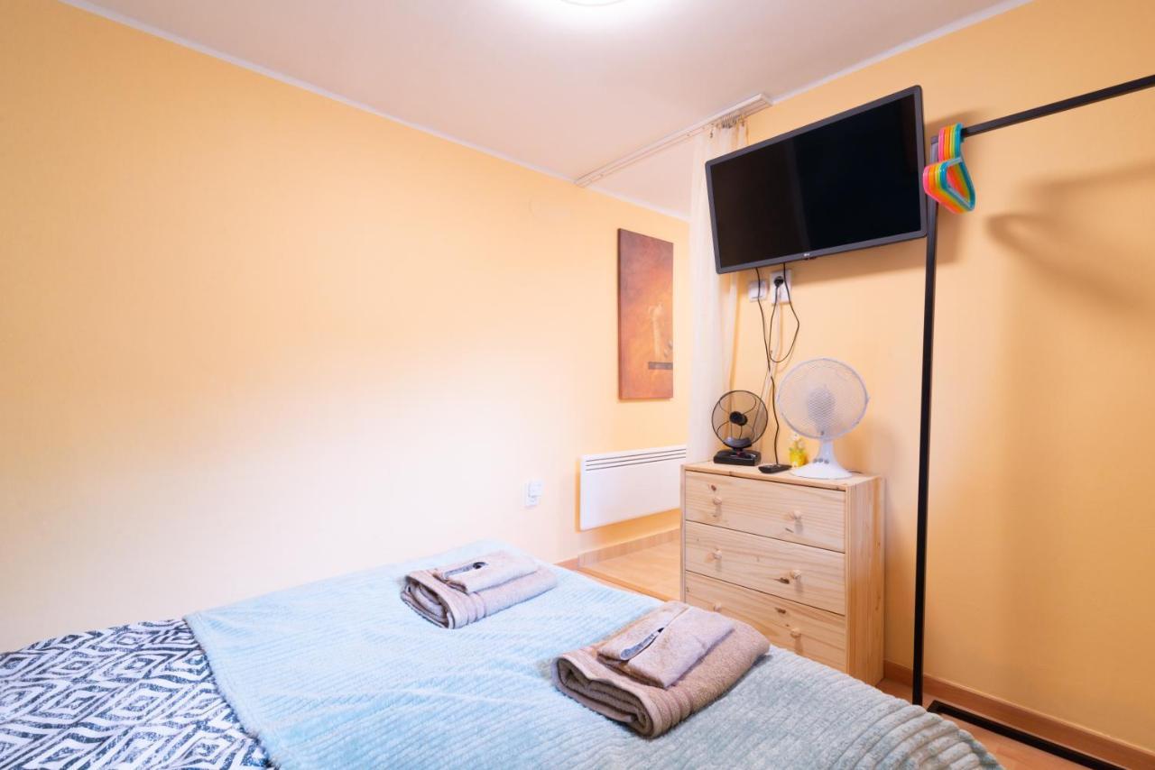 Cosy And Colorful Apartment Szentendre Esterno foto